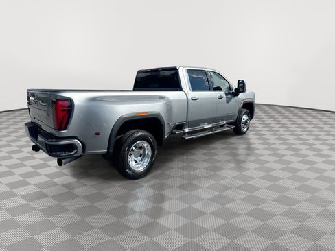 New 2026 GMC Sierra 3500 Denali w/ Denali Reserve Package AWD/4WD image 8