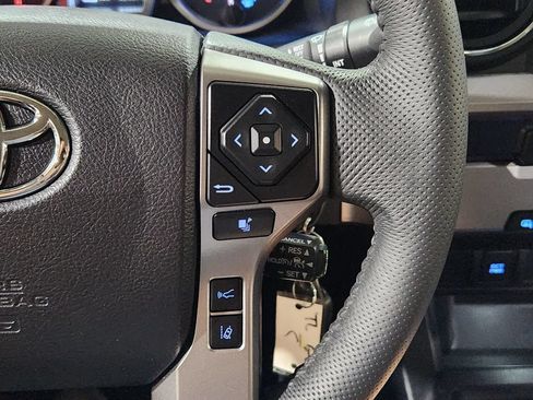 Used 2021 Toyota Tacoma SR5 RWD image 47