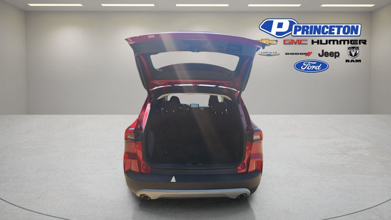 Used 2025 Ford Escape Active w/ Cold Weather Package AWD/4WD image 9