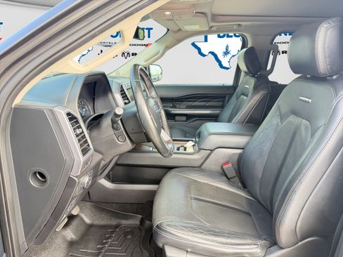 Used 2019 Ford Expedition Platinum RWD image 11