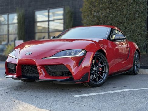 Used 2024 Toyota Supra 3.0 image 2