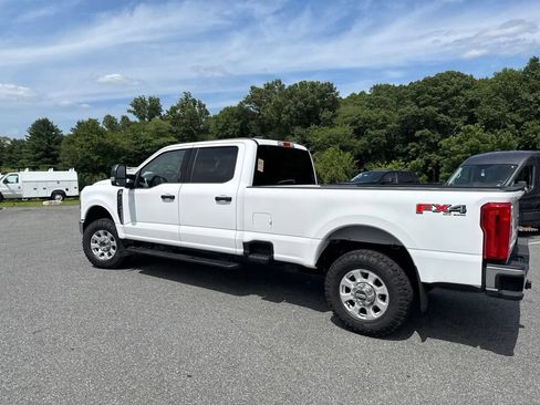 Used 2024 Ford F350 XLT w/ FX4 Off-Road Package AWD/4WD image 4