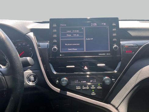 Used 2023 Toyota Camry XSE FWD image 7