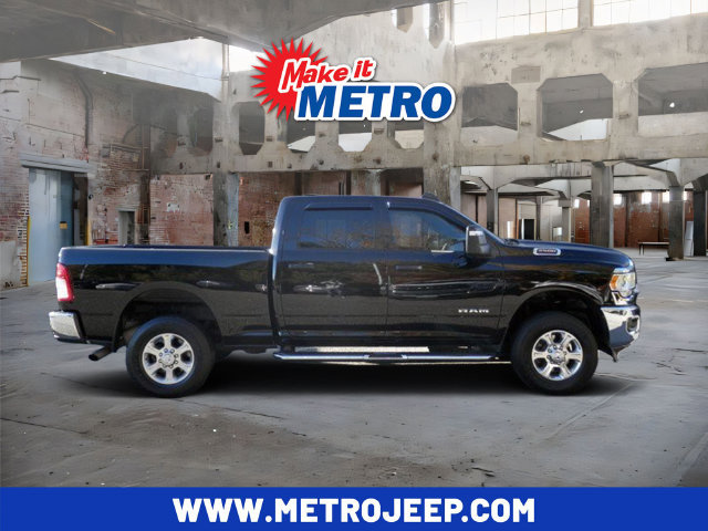 Used 2024 RAM 2500 Big Horn AWD/4WD image 1