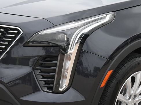 Used 2023 Cadillac XT4 Luxury w/ Cold Weather Package FWD image 27