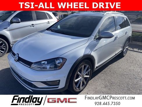 Used 2017 Volkswagen Golf Alltrack SE image 1