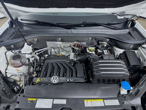 Used 2021 Volkswagen Atlas Cross Sport SEL R-Line image 30