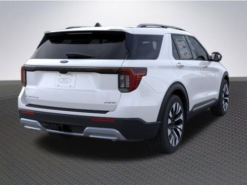 New 2026 Ford Explorer Platinum w/ LUX Leather Package AWD/4WD image 8