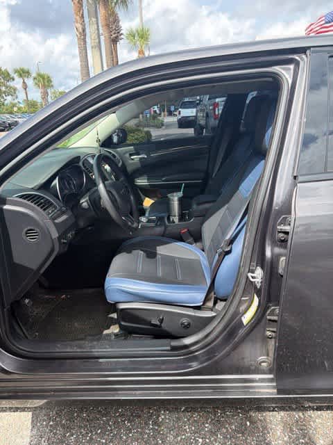 Used 2019 Chrysler 300 Touring w/ Sport Appearance Package RWD image 16