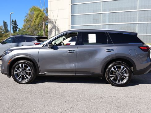 Certified 2023 INFINITI QX60 Luxe w/ Performance Audio Package image 6