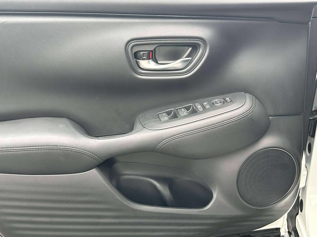Certified 2026 Honda HR-V LX image 15