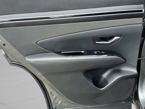 Used 2023 Hyundai Tucson Limited image 16