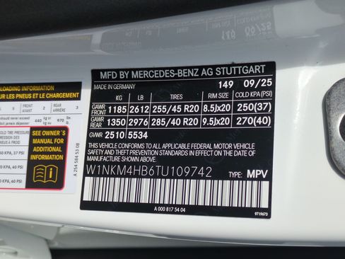 Certified 2026 Mercedes-Benz GLC 300 4MATIC image 38