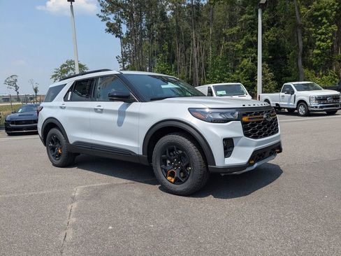 New 2026 Ford Explorer Tremor AWD/4WD image 2