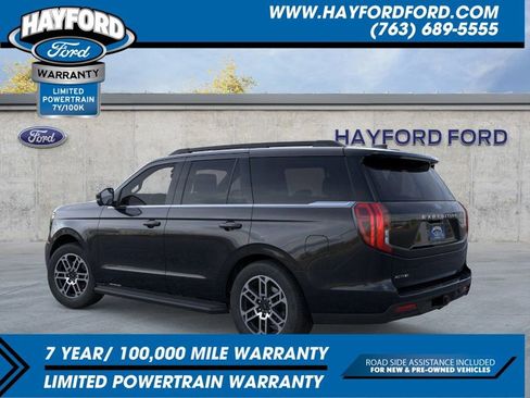 New 2026 Ford Expedition Active image 4