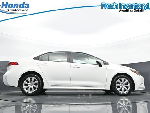 Used 2025 Toyota Corolla LE w/ Convenience Package FWD image 38