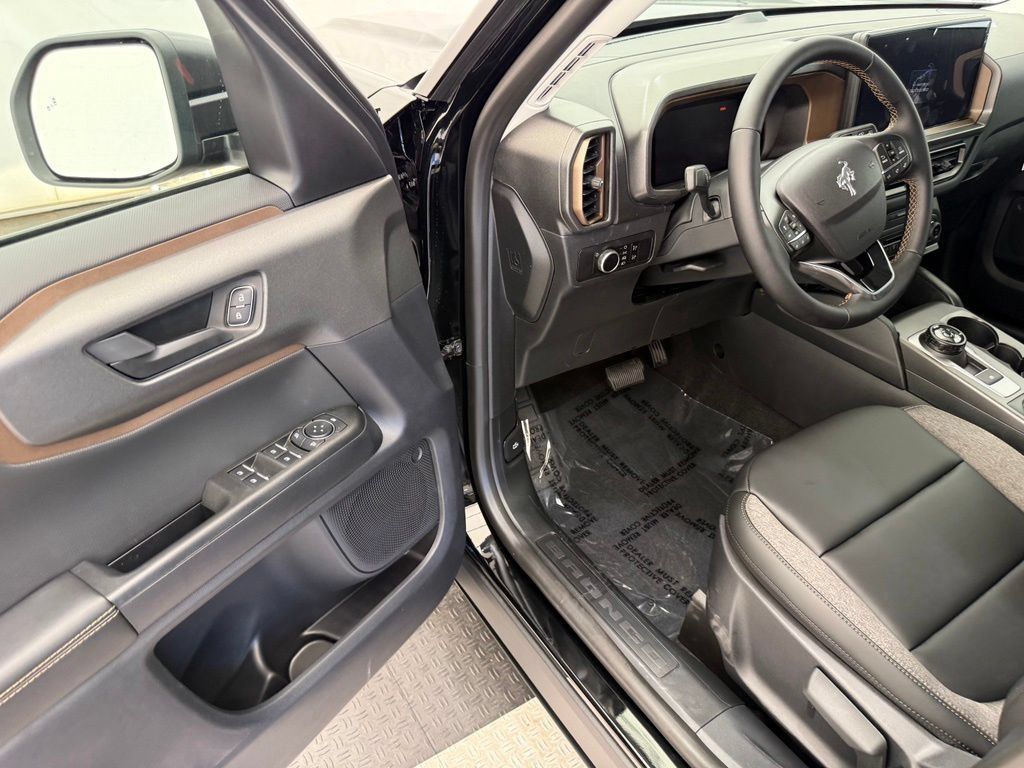 New 2026 Ford Bronco Sport Big Bend w/ Bronze Package AWD/4WD image 32