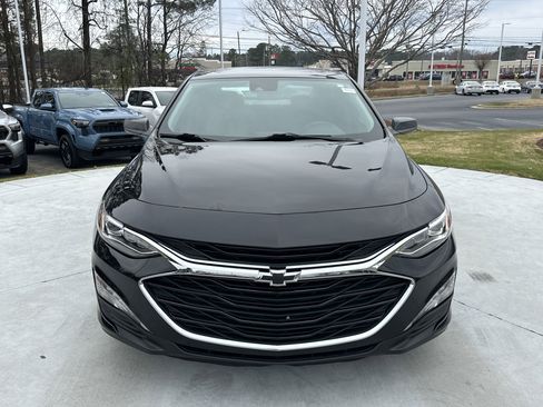 Used 2023 Chevrolet Malibu LT image 3