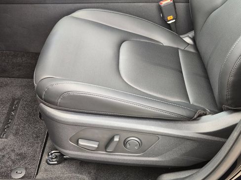 New 2026 Kia Sportage EX FWD image 17