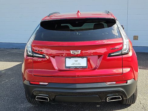 Certified 2023 Cadillac XT4 Sport FWD image 4