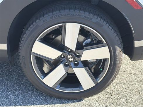 Used 2025 Hyundai Santa Fe Limited image 20