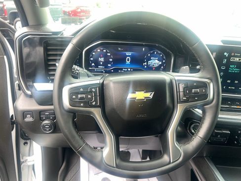 Used 2023 Chevrolet Silverado 1500 LTZ image 12