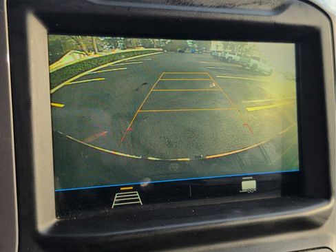 Used 2019 Chevrolet Silverado 1500 Custom w/ Custom Convenience Package image 17