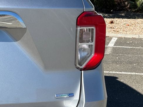 Used 2020 Ford Explorer Limited w/ Class III Trailer Tow Package image 27