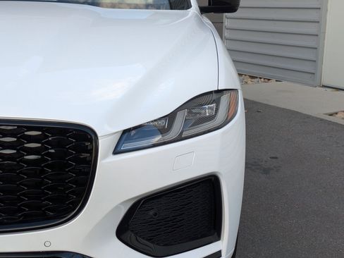 New 2026 Jaguar F-PACE R-Dynamic S image 9