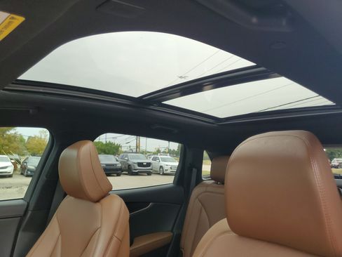 Certified 2023 Lincoln Nautilus Reserve AWD/4WD image 11