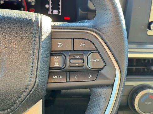 Used 2025 Toyota 4Runner SR5 image 23