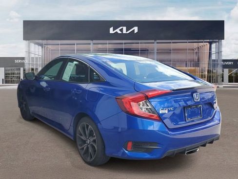 Used 2019 Honda Civic Sport image 4