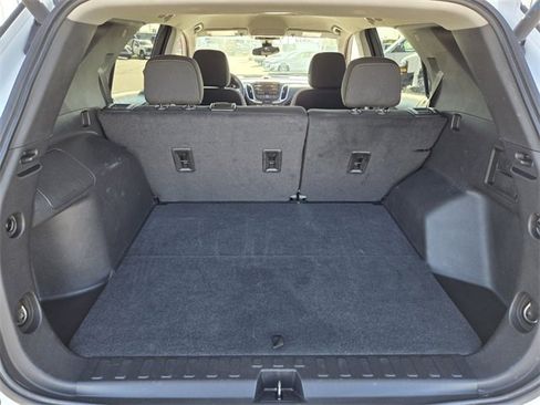 Used 2024 Chevrolet Equinox LT image 16