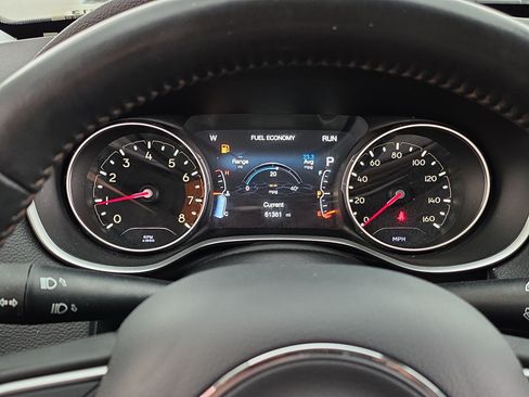 Used 2019 Jeep Compass Latitude w/ Popular Equipment Group FWD image 15