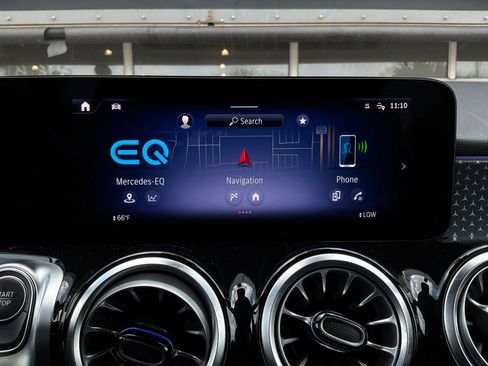 Used 2024 Mercedes-Benz EQB 250+ image 33