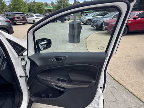 Used 2020 Ford EcoSport SE w/ SE Convenience Package AWD/4WD image 26