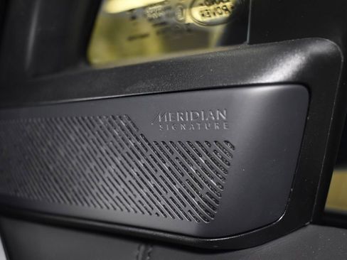 Used 2025 Land Rover Range Rover Autobiography AWD/4WD image 38