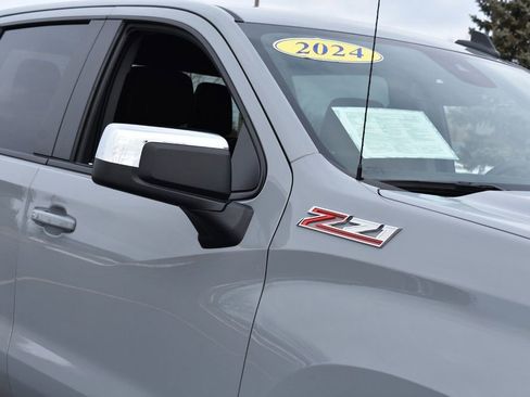 Used 2024 Chevrolet Silverado 1500 LT w/ Z71 Off-Road Package image 4