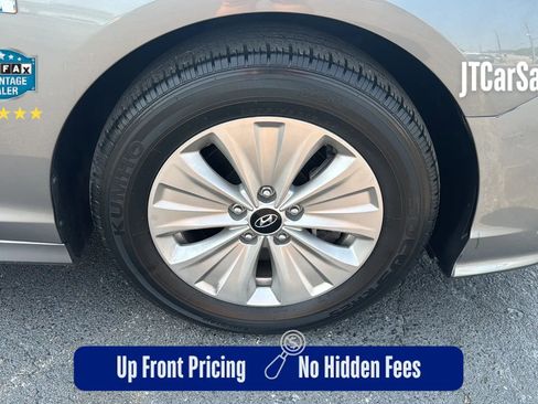 Used 2018 Hyundai Sonata SE FWD image 39