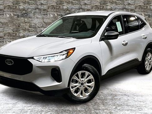New 2026 Ford Escape Active image 2
