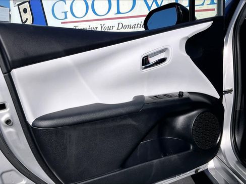 Used 2020 Toyota Prius Prime Limited image 25