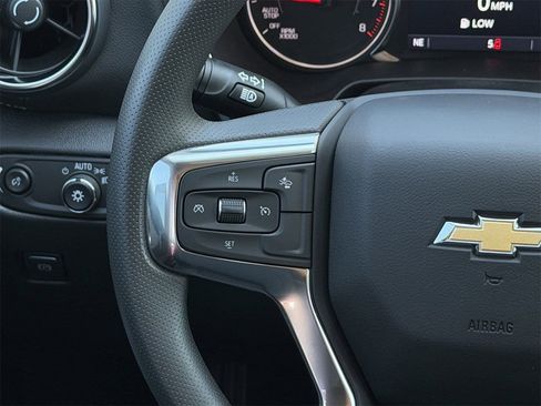 New 2025 Chevrolet Blazer LT w/ Convenience Package image 16