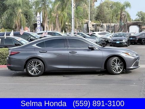 Used 2025 Lexus ES 350 w/ Premium Package FWD image 4