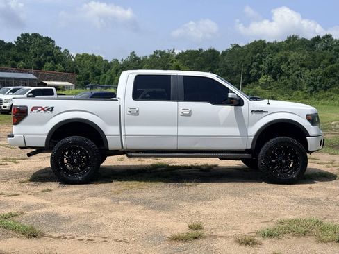 Used 2014 Ford F150 FX4 w/ Equipment Group 402A Luxury AWD/4WD image 6