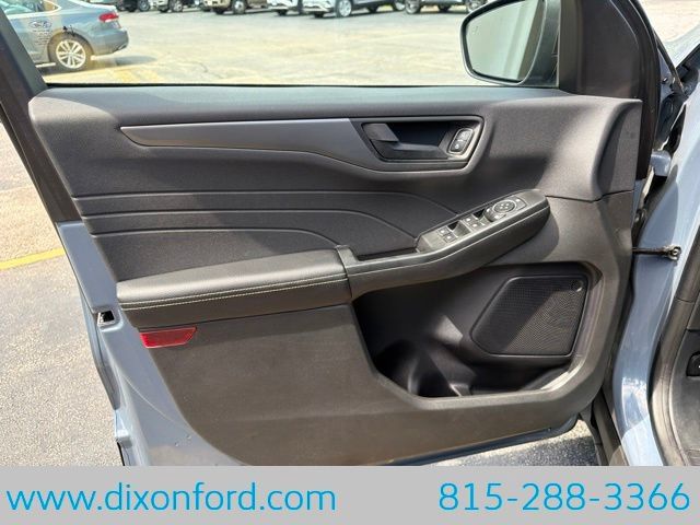 Used 2023 Ford Escape Active AWD/4WD image 23