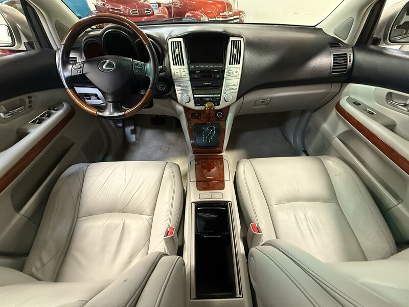 Used 2008 Lexus RX 400h AWD w/ Premium Plus Pkg image 16