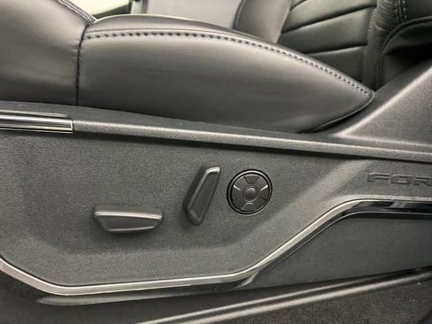 New 2025 Ford F250 Platinum image 33