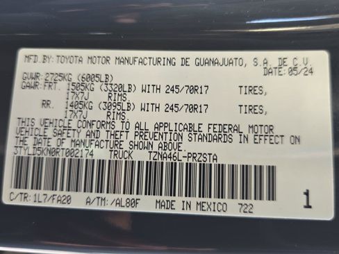 Used 2024 Toyota Tacoma SR AWD/4WD image 26