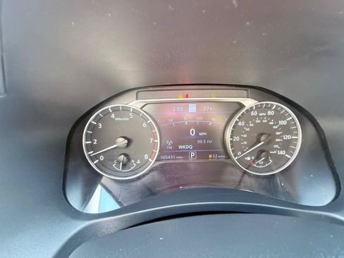 Used 2022 Nissan Altima 2.5 Platinum AWD/4WD image 15