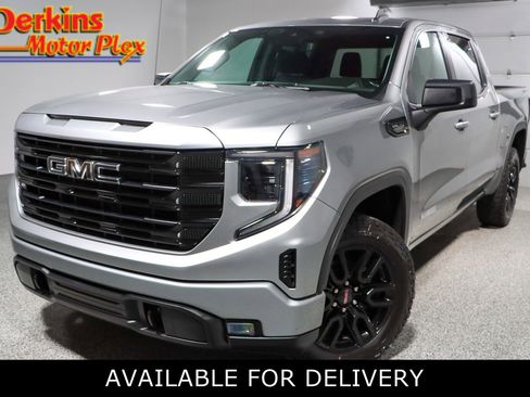 Used 2023 GMC Sierra 1500 Elevation w/ LPO, Elevation Black Package image 1